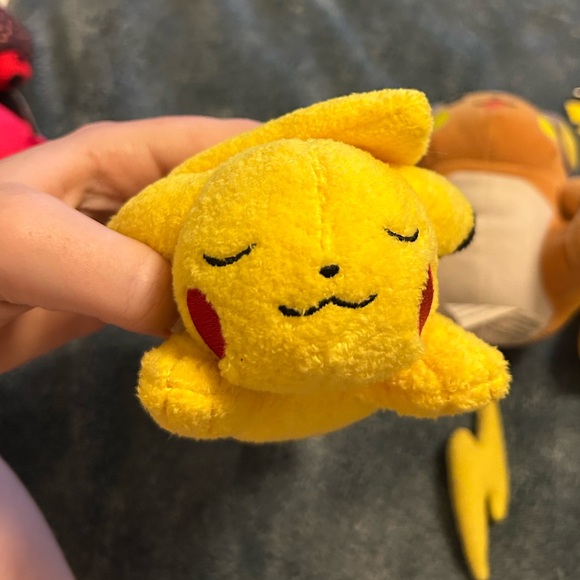 POKEMON STUFFIE ACTION FIGURE BUNDLE - Picture 2 of 11